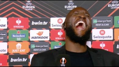 Lukaku scoppia a ridere in diretta tv: "Devo essere intelligente, me ne vado..." 1 2887292