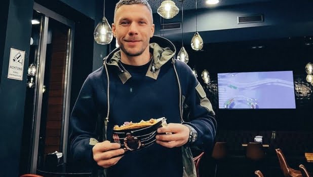 Podolski: "Ricco col kebab, ma se serve sto pure in cucina. L'Inter? Col senno di poi non ci andrei" 1 2167850