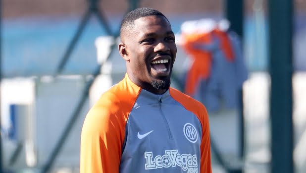 Inter, buone notizie da Appiano: Thuram è tornato in gruppo. Ottimismo per Acerbi e Frattesi 1 8814295