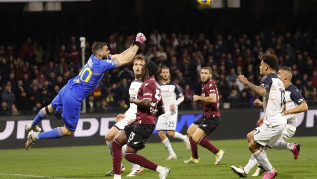 Salernitana-Lecce, le pagelle: Coulibaly 4,5, non ne fa una giusta. Superman Falcone da 8 1 8751449