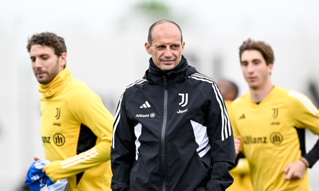 Allegri: "Elkann? Ha sottolineato il lavoro di questi tre anni. Che proseguirà con Giuntoli" 1 Allegri: "Elkann? Ha sottolineato il lavoro di questi tre anni. Che proseguirà con Giuntoli"