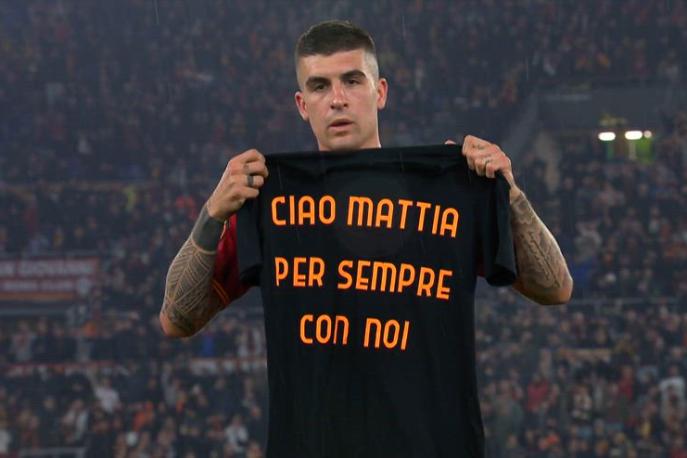 Roma-Milan, il gol di Mancini e la dedica a Giani: "Ciao Mattia, per sempre con noi" 1 Roma-Milan, il gol di Mancini e la dedica a Giani: "Ciao Mattia, per sempre con noi"