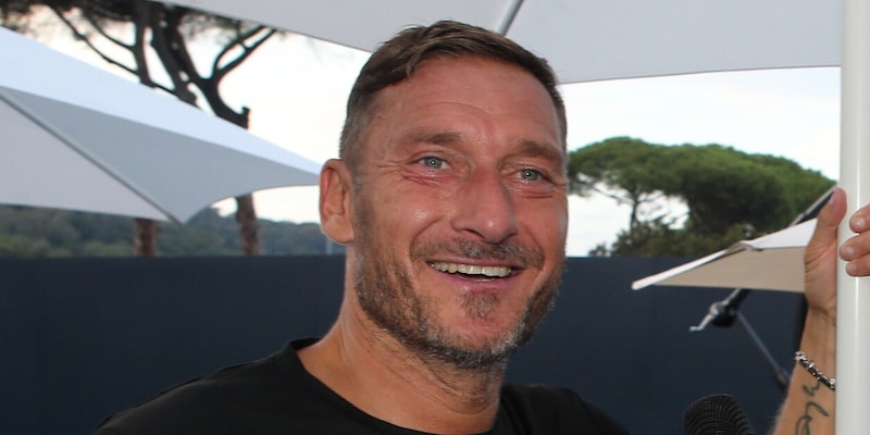 Bayer Leverkusen-Roma, ecco dove Totti guarderà la semifinale 1 Bayer Leverkusen-Roma, ecco dove Totti guarderà la semifinale