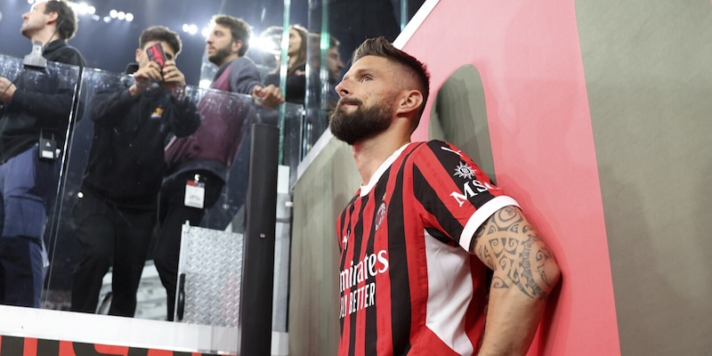 Giroud in lacrime per l'addio al Milan: il discorso da brividi e la risposta dei tifosi 1 Giroud in lacrime per l'addio al Milan: il discorso da brividi e la risposta dei tifosi