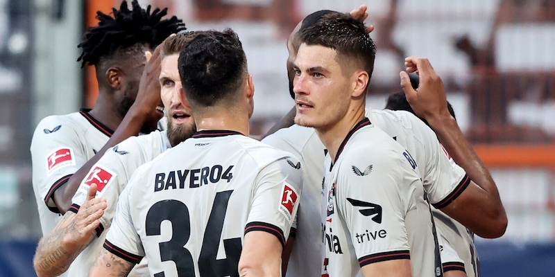 Bundesliga, Leverkusen inarrestabile: 5-0 al Bochum. A segno Schick 1 Bundesliga, Leverkusen inarrestabile: 5-0 al Bochum. A segno Schick