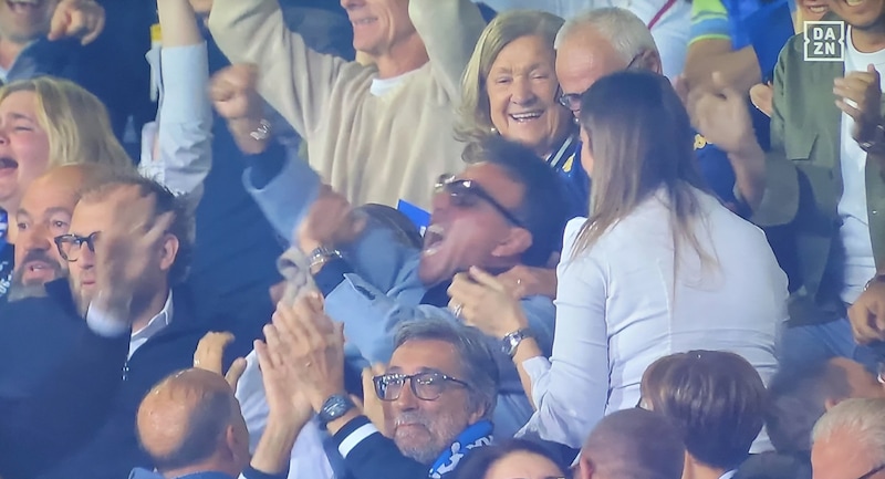Empoli salvo, il gesto di Corsi in tribuna dopo la Roma: non riesce a trattenersi 1 Empoli salvo, il gesto di Corsi in tribuna dopo la Roma: non riesce a trattenersi