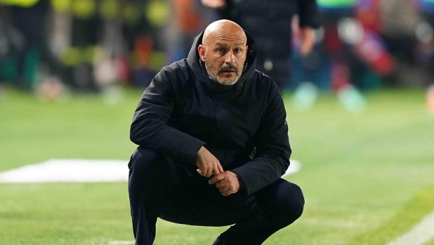 LIVE Fiorentina-Napoli 0-1: azione personale di Kvara, il cui tiro a giro termina alto 1 LIVE Fiorentina-Napoli 0-1: azione personale di Kvara, il cui tiro a giro termina alto