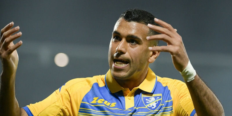 Cheddira saluta il Frosinone e torna al Napoli: il messaggio è da brividi 1 Cheddira saluta il Frosinone e torna al Napoli: il messaggio è da brividi