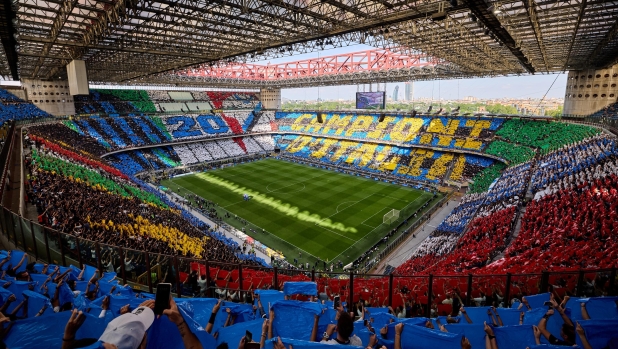 Inter, riapre la vendita degli abbonamenti: da domani 600 posti in più nel terzo anello 1 Inter, riapre la vendita degli abbonamenti: da domani 600 posti in più nel terzo anello
