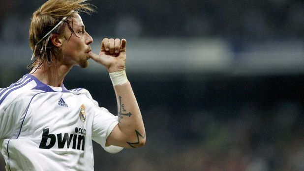 Guti: "Sono arrabbiato con Kvara perché non ha mantenuto una promessa..." 1 Guti: "Sono arrabbiato con Kvara perché non ha mantenuto una promessa..."