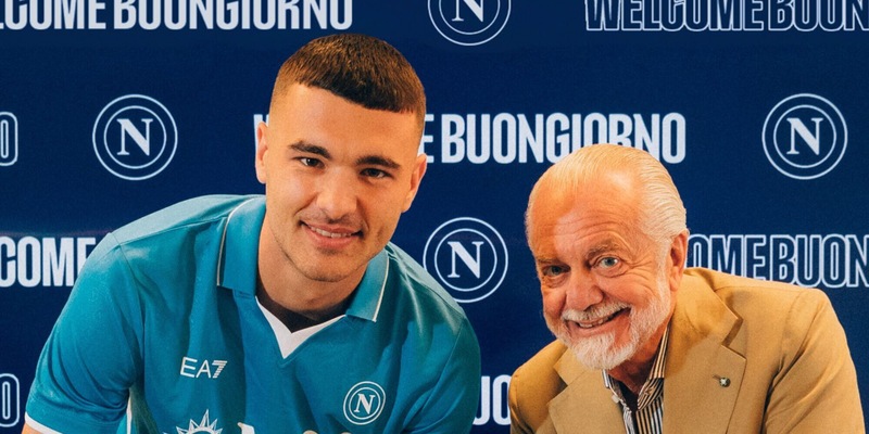 Ufficiale: Buongiorno è un nuovo giocatore del Napoli 1 Ufficiale: Buongiorno è un nuovo giocatore del Napoli