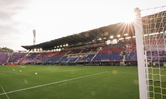 Il rinvio fa infuriare i tifosi del Milan: "Campionato falsato. E gli altri eventi a Bologna?" 1 Il rinvio fa infuriare i tifosi del Milan: "Campionato falsato. E gli altri eventi a Bologna?"
