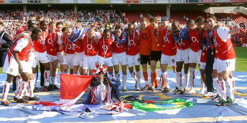 Si ritira a quarant'anni l'ultimo giocatore dell'Arsenal degli invincibili: chi è 1 Si ritira a quarant'anni l'ultimo giocatore dell'Arsenal degli invincibili: chi è