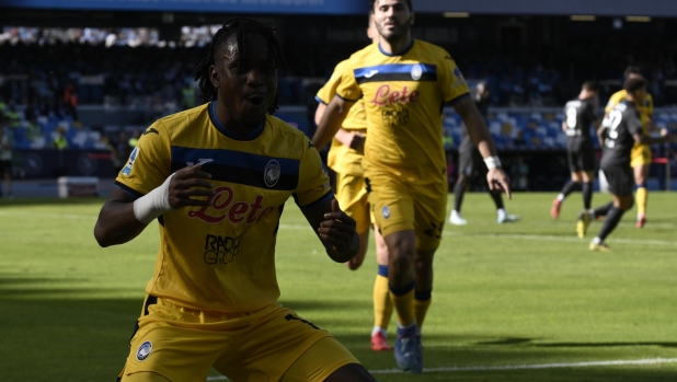 LIVE Napoli-Atalanta 0-2, Lookman firma la doppietta con un gran tiro da fuori! 1 LIVE Napoli-Atalanta 0-2, Lookman firma la doppietta con un gran tiro da fuori!