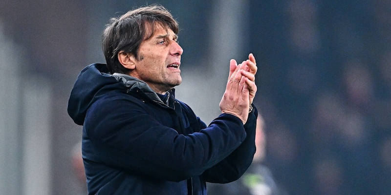 Conte e il Natale anticipato a Torino: cosa ha fatto a pranzo con gli amici 1 Conte e il Natale anticipato a Torino: cosa ha fatto a pranzo con gli amici