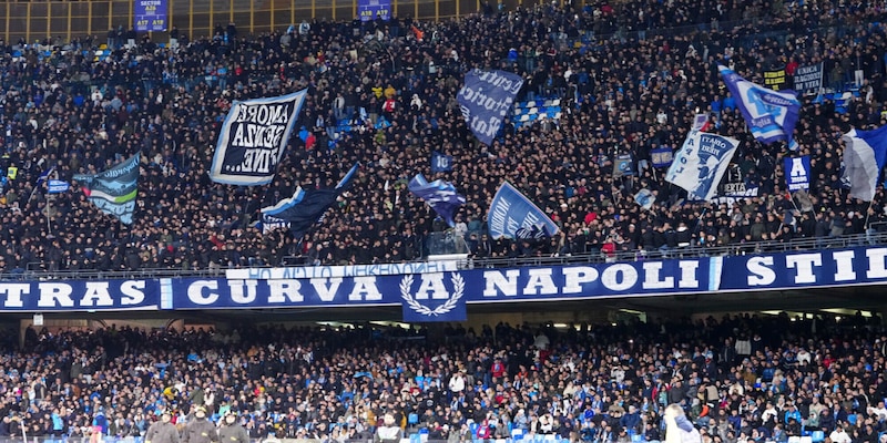 Napoli, tifosi sempre da scudetto: sold out anche l'ultima con il Venezia 1 Napoli, tifosi sempre da scudetto: sold out anche l'ultima con il Venezia