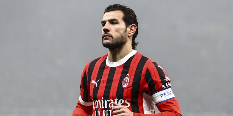 Milan, Theo Hernandez a metà: ora dica cosa vuole fare 1 Milan, Theo Hernandez a metà: ora dica cosa vuole fare