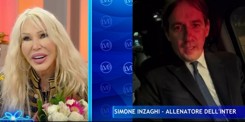 Simone Inzaghi e il regalo in tv per Ivana Spagna: "Ho i brividi" 1 Simone Inzaghi e il regalo in tv per Ivana Spagna: "Ho i brividi"