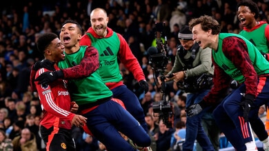 Guardiola, l'incubo continua: lo United ribalta il derby in 2 minuti 1 Guardiola, l'incubo continua: lo United ribalta il derby in 2 minuti