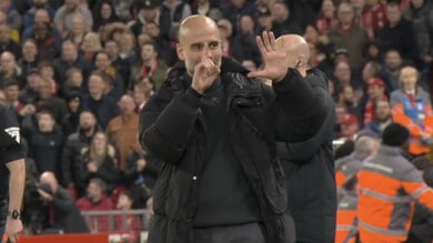 "Domani ti cacciano", a Liverpool è Pep Mourinho: preso in giro, risponde così 1 "Domani ti cacciano", a Liverpool è Pep Mourinho: preso in giro, risponde così