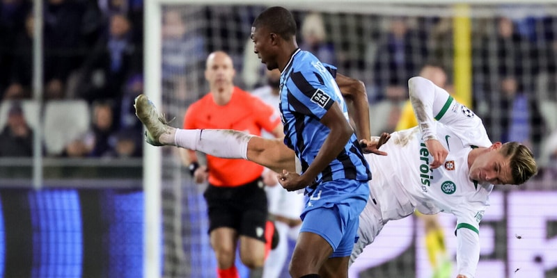 Taylor ne combina un'altra: "Ha innervosito tutti". Cosa è successo in Bruges-Sporting 1 Taylor ne combina un'altra: "Ha innervosito tutti". Cosa è successo in Bruges-Sporting