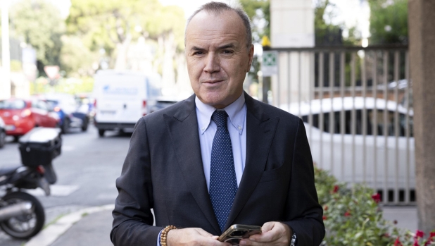 Via all'assemblea dei club per eleggere il presidente della Lega B: Balata cerca il tris 1 Via all'assemblea dei club per eleggere il presidente della Lega B: Balata cerca il tris