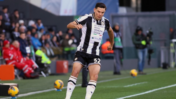 LIVE Udinese-Genoa 0-1, gol di Pinamonti. Zemura dal limite, Leali blocca senza problemi 1 LIVE Udinese-Genoa 0-1, gol di Pinamonti. Zemura dal limite, Leali blocca senza problemi
