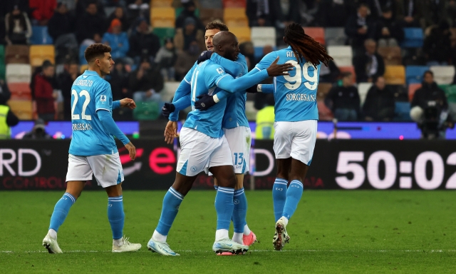 Napoli, allenamento aperto a Castel Volturno: i dettagli sul lavoro degli azzurri 1 Napoli, allenamento aperto a Castel Volturno: i dettagli sul lavoro degli azzurri