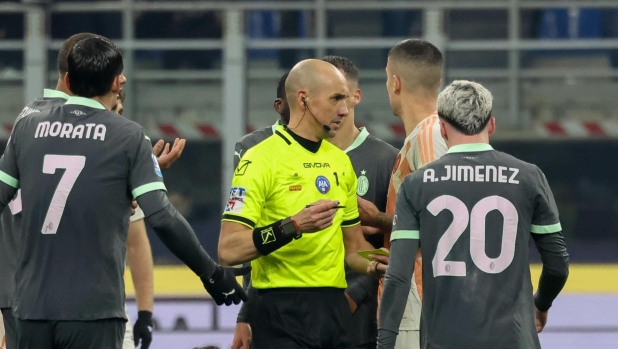 Le pagelle degli arbitri: promosso Fabbri in Milan-Roma, 6,5. Quanti errori per La Penna: 5 1 Le pagelle degli arbitri: promosso Fabbri in Milan-Roma, 6,5. Quanti errori per La Penna: 5