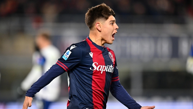 Bologna-Verona, le pagelle: Dominguez, gol alla Dybala (8). Tengstedt sfrutta le occasioni (7) 1 Bologna-Verona, le pagelle: Dominguez, gol alla Dybala (8). Tengstedt sfrutta le occasioni (7)