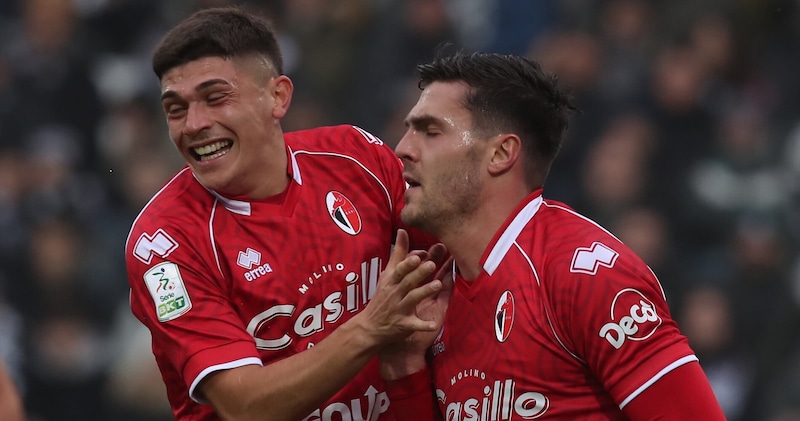 Bari, che spreco: non basta il gol dell’ex Juve! Profondo rosso Frosinone 1 Bari, che spreco: non basta il gol dell’ex Juve! Profondo rosso Frosinone