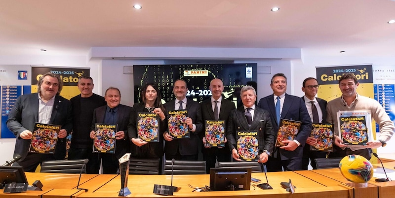Presentata in Lega Serie A la nuova collezione Panini "Calciatori 2024-2025" 1 Presentata in Lega Serie A la nuova collezione Panini "Calciatori 2024-2025"