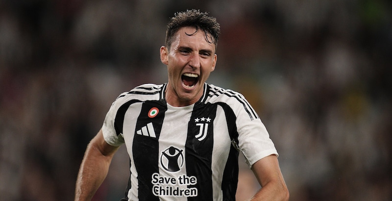 Clamoroso Juve, il Manchester City piomba su Cambiaso: pronta un'offerta pazzesca 1 Clamoroso Juve, il Manchester City piomba su Cambiaso: pronta un'offerta pazzesca