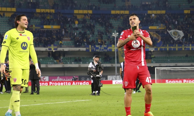 Monza-Cagliari, le formazioni ufficiali: fuori Maldini e Djuric, c'è Mota. Nicola conferma Piccoli 1 Monza-Cagliari, le formazioni ufficiali: fuori Maldini e Djuric, c'è Mota. Nicola conferma Piccoli