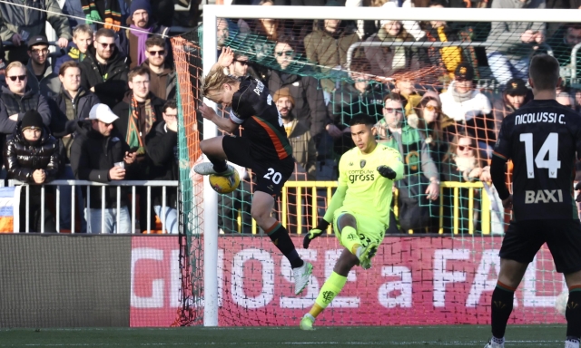 Pohjanpalo illude il Venezia, ma Esposito è una certezza: fa 1-1 e tiene l'Empoli lontano dai guai 1 Pohjanpalo illude il Venezia, ma Esposito è una certezza: fa 1-1 e tiene l'Empoli lontano dai guai
