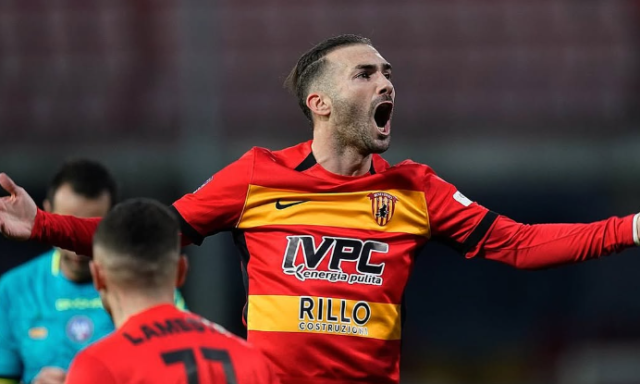 Lanini, il cambio perfetto del Benevento: ma dopo 7 gol dalla panchina ora cerca più spazio 1 Lanini, il cambio perfetto del Benevento: ma dopo 7 gol dalla panchina ora cerca più spazio