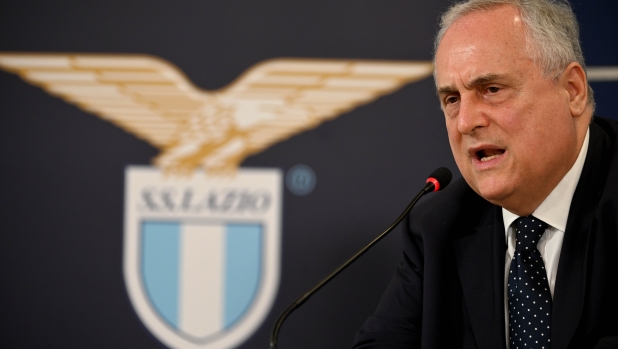 Caso falconiere, Lotito: "Non c'è perdono! E per me è più grave questo del saluto romano" 1 Caso falconiere, Lotito: "Non c'è perdono! E per me è più grave questo del saluto romano"