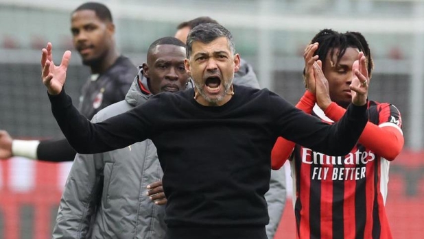 Il Theao, l'anarchia sui rigori, gli sfoghi di Fonseca: Milan, stagione turbolenta 1 Il Theao, l'anarchia sui rigori, gli sfoghi di Fonseca: Milan, stagione turbolenta