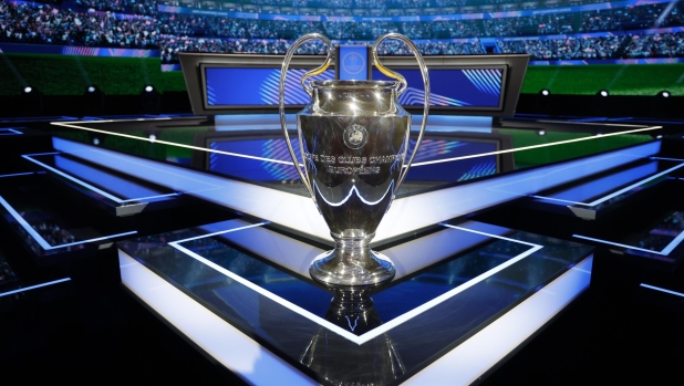 Champions, venerdì il sorteggio dei playoff. A febbraio il tabellone fino alla finale 1 Champions, venerdì il sorteggio dei playoff. A febbraio il tabellone fino alla finale