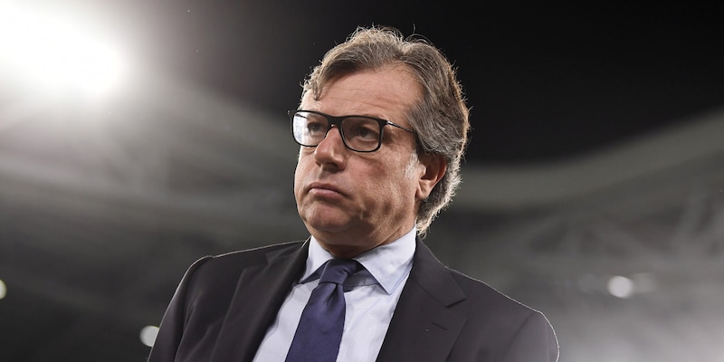 Giuntoli riunisce la Juve a cena: il gesto dopo il ko in Champions 1 Giuntoli riunisce la Juve a cena: il gesto dopo il ko in Champions