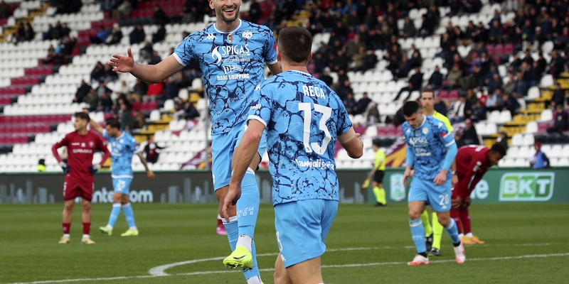 Serie B: via con Sudtirol-Spezia. Ma occhio a Sassuolo-Pisa e Bari-Samp. Guida alla 28ª giornata 1 Serie B: via con Sudtirol-Spezia. Ma occhio a Sassuolo-Pisa e Bari-Samp. Guida alla 28ª giornata