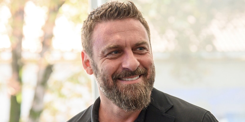 De Rossi e l'amore per la Roma: "Vi racconto cosa è per me" 1 De Rossi e l'amore per la Roma: "Vi racconto cosa è per me"