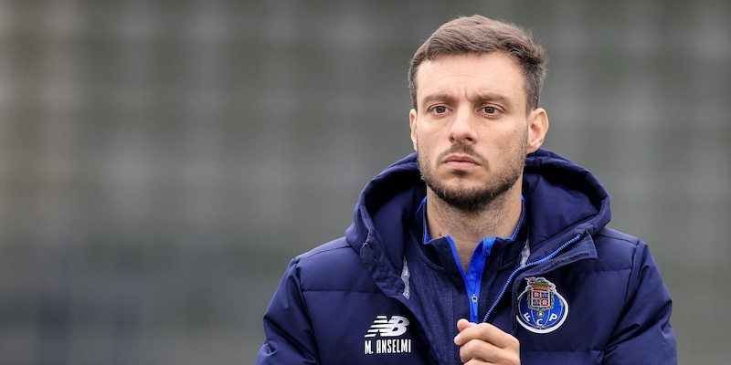 Roma. senti l'allenatore del Porto su Ranieri: "Si possono creare pressioni..." 1 Roma. senti l'allenatore del Porto su Ranieri: "Si possono creare pressioni..."