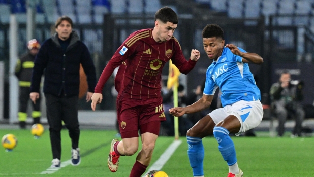 LIVE Roma-Napoli 0-0: Lukaku si invola in area e va al tiro, riesce a salvare Mancini 1 LIVE Roma-Napoli 0-0: Lukaku si invola in area e va al tiro, riesce a salvare Mancini