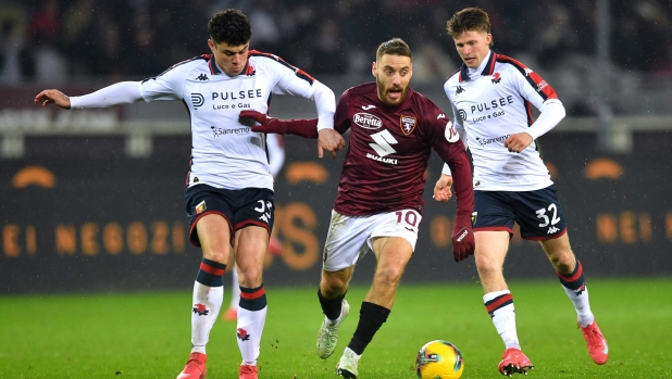 Toro, un pari amaro: Pinamonti salva il Genoa, ma manca un rigore su Sanabria nel recupero 1 Toro, un pari amaro: Pinamonti salva il Genoa, ma manca un rigore su Sanabria nel recupero