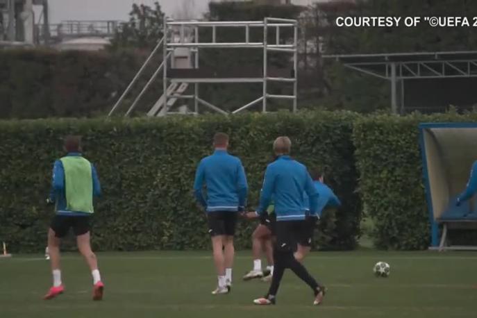 Chi si rivede! Un grande ritorno in allenamento per l'Atalanta 1 Chi si rivede! Un grande ritorno in allenamento per l'Atalanta