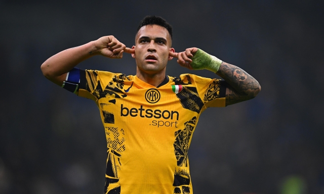 Inter prima per una notte, ma che fatica contro il Genoa: decisivo Lautaro (con Masini) 1 Inter prima per una notte, ma che fatica contro il Genoa: decisivo Lautaro (con Masini)