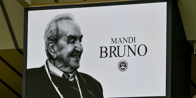 San Siro si unirà nel ricordare il grande Pizzul: cosa è previsto allo stadio 1 San Siro si unirà nel ricordare il grande Pizzul: cosa è previsto allo stadio