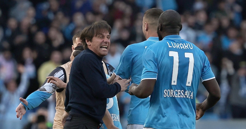 Napoli, quando il leader si chiama Conte 1 Napoli, quando il leader si chiama Conte
