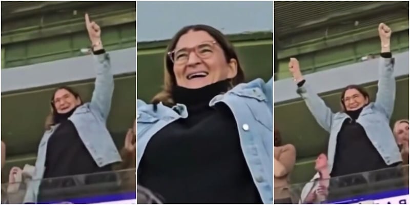 La madre di Mbappé scatenata sugli spalti a Madrid: la sua esultanza è già virale 1 La madre di Mbappé scatenata sugli spalti a Madrid: la sua esultanza è già virale
